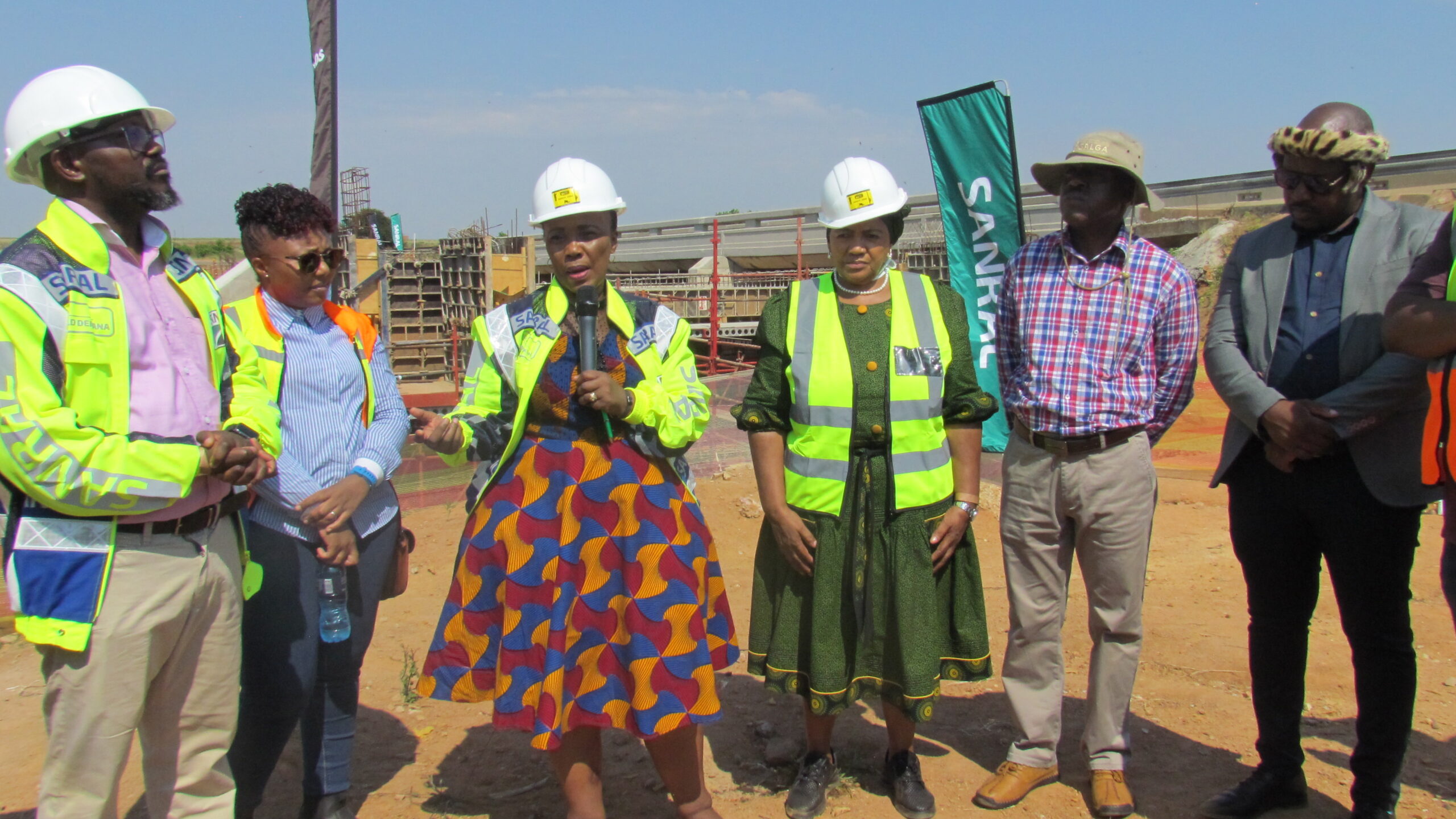 CEO of SANRAL Reginald Demana joined by Minister of Transport Sindisiwe Chikunga and projects manager, key stakeholders and officials inspecting the R573 Moloto bridge photo by Dimakatso Modipa