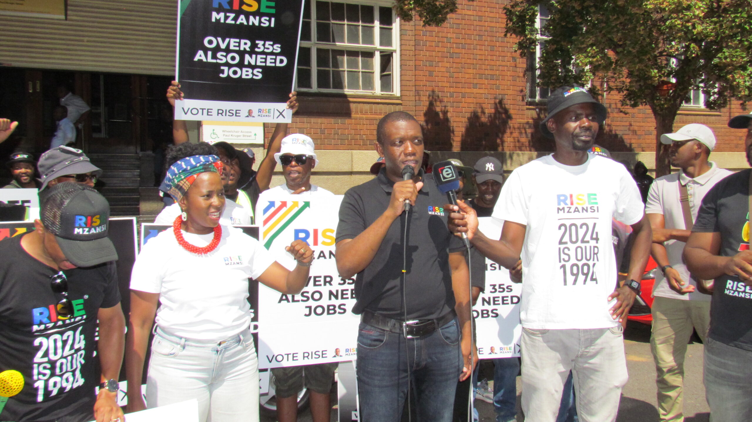  Rise Mzansi Party leader Songezo Zibi addressing supporters outside the department of employment and labour in Tshwane photo by Dimakatso Modipa  