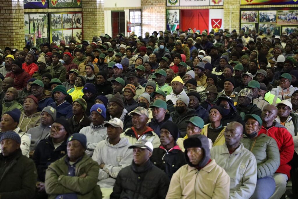 750 Military Veterans, who are part of the 4
cohort to be trained as Gauteng traffic wardens