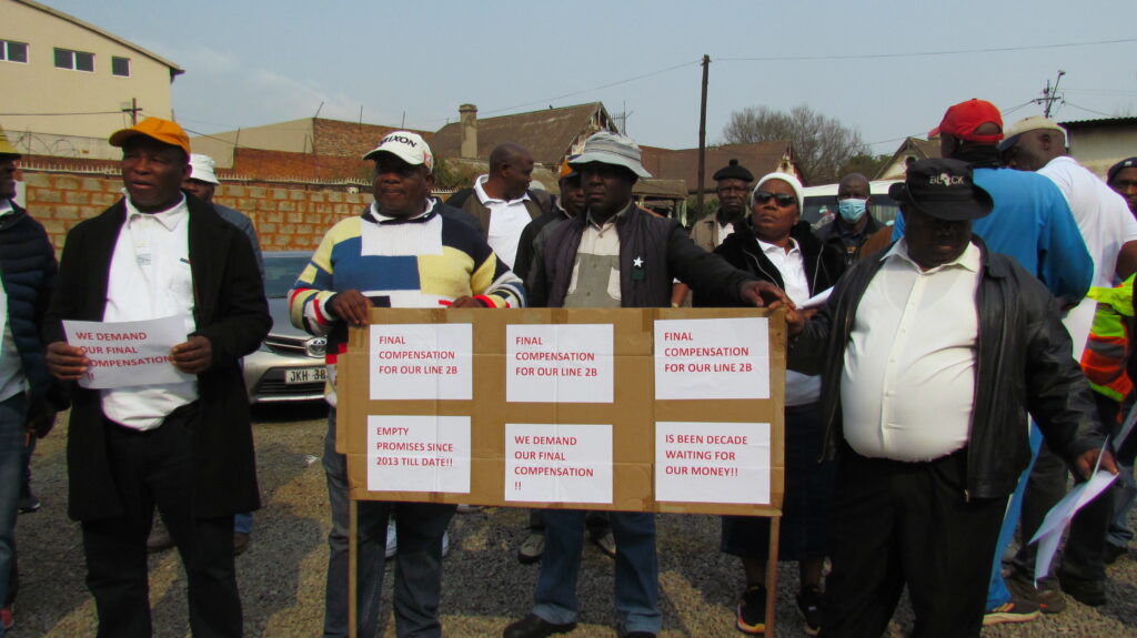 Menlyn Taxi Association members marching to Tshwane House photo by Dimakatso Modipa