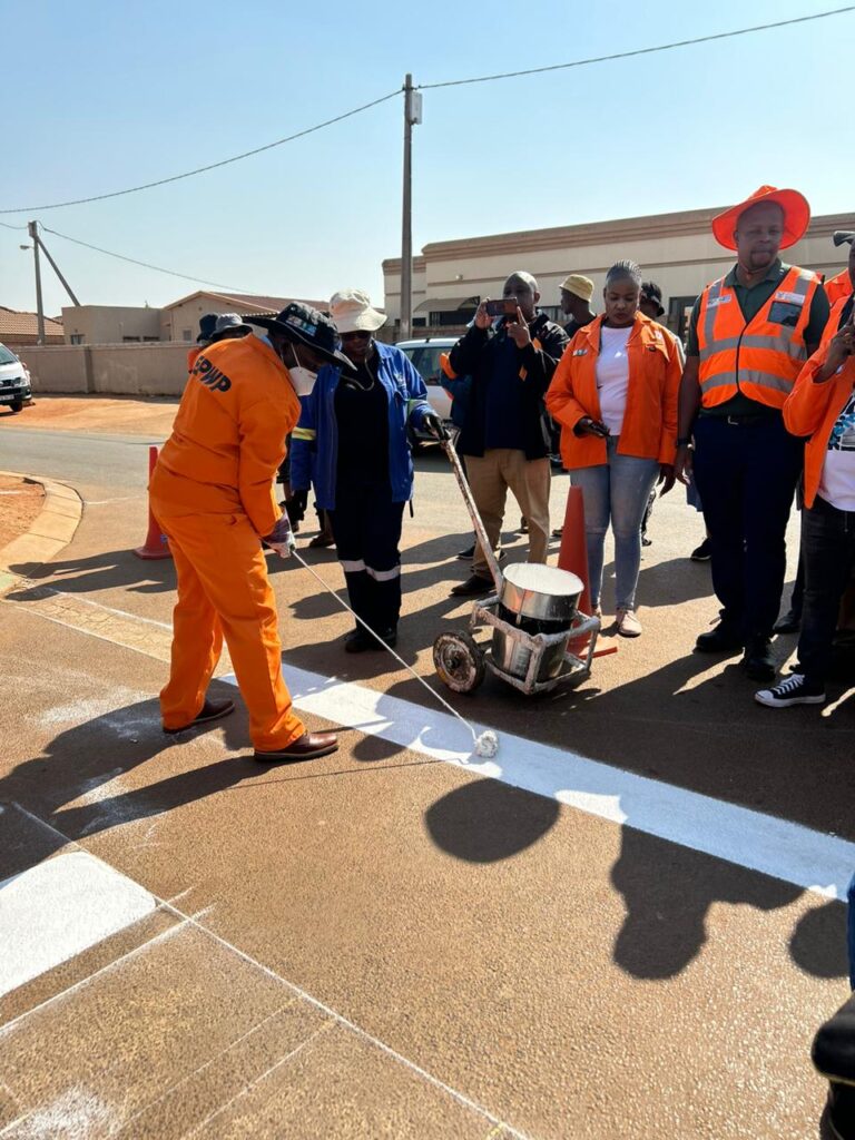 Public Works and Infrastructure Deputy Ministers, Sihle Zikalala busy with road patching  