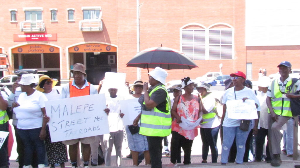 Residents of Ga-Rankuwa zone 2 demand better road photos by Dimakatso Modipa