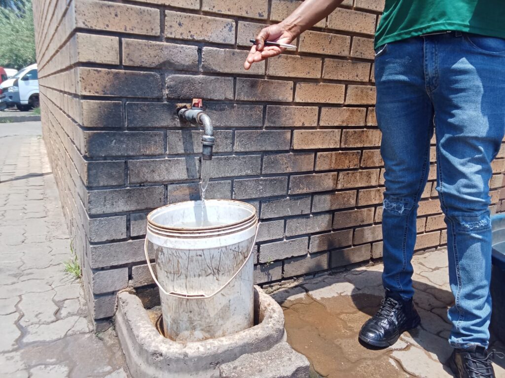 Water coming out of the tap but not toilets at Dr Savage taxi rank in Pretoria CBD