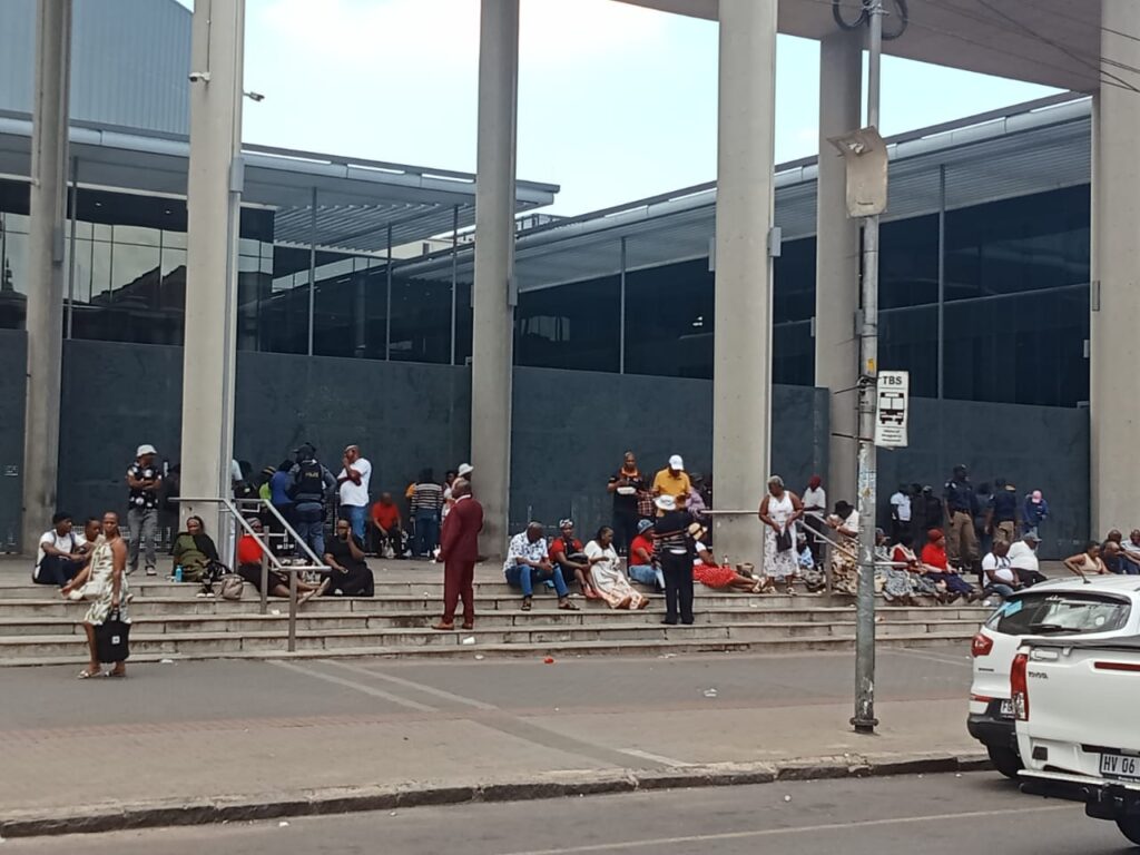 Menlyn taxi association members blocked Madiba Street next to Tshwane House with their taxis demand their money from city