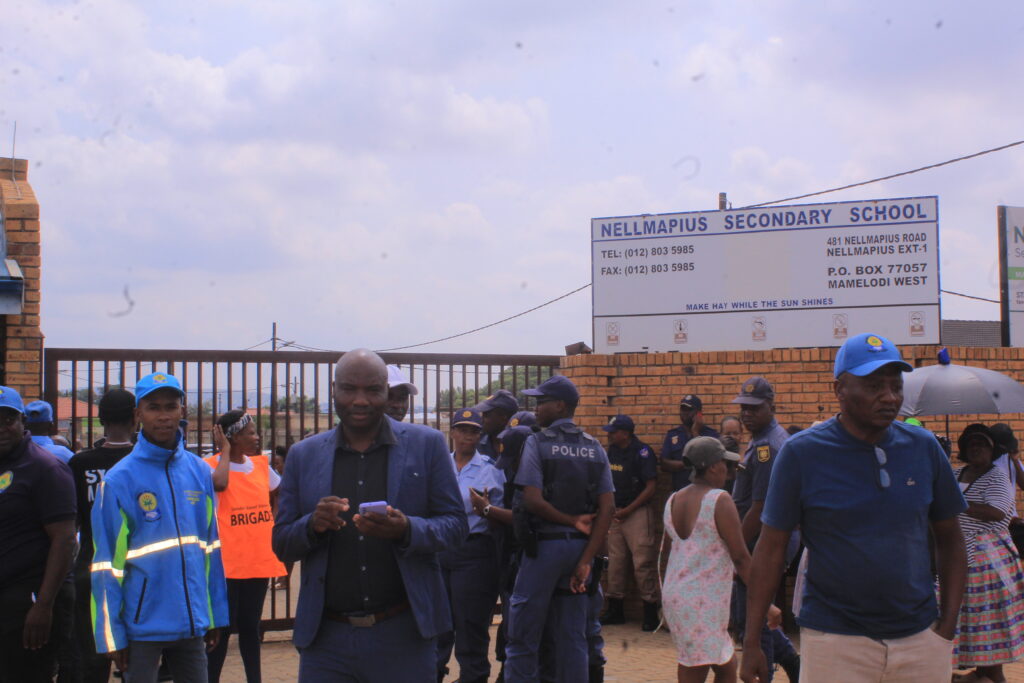 Parents and law enforcement at Nellmapius secondary school photo by Dimakatso Modipa