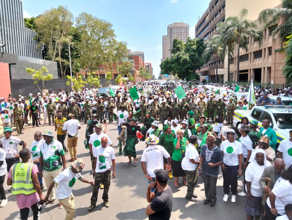 MKP members protesting at Reserve Bank photo by Dimakatso Modipa