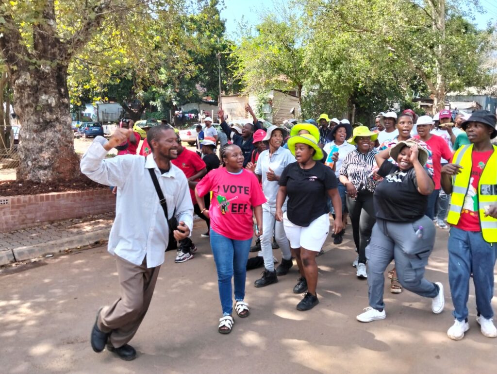 Salvakop residents joined by EFF members protesting against the relocation photo by Dimakatso Modipa