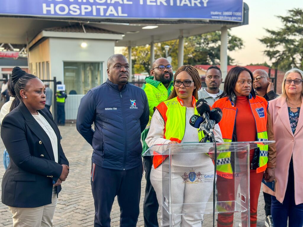 MEC for Health in Gauteng Nomantu Nkomo-Ralehoko addressing the media at the Tembisa Hospital on Sunday afternoon.