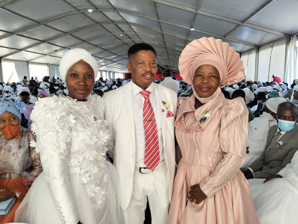 Samson Moagi (50) with his two beautiful wifes Monei (47) and Ntokozo (26) photo by Dimakatso Modipa