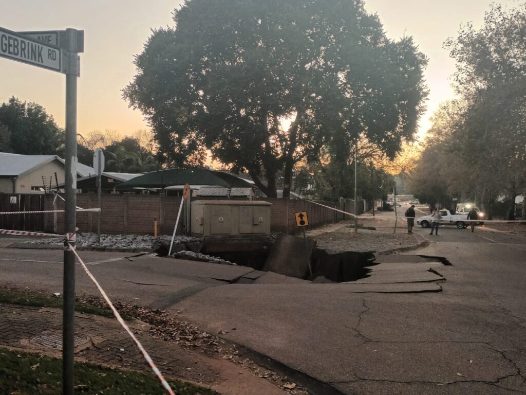 A sink hole in Centurion 