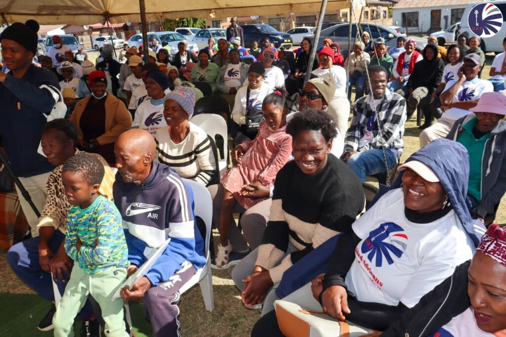  and delighted UAT members and community members of Kimberly 