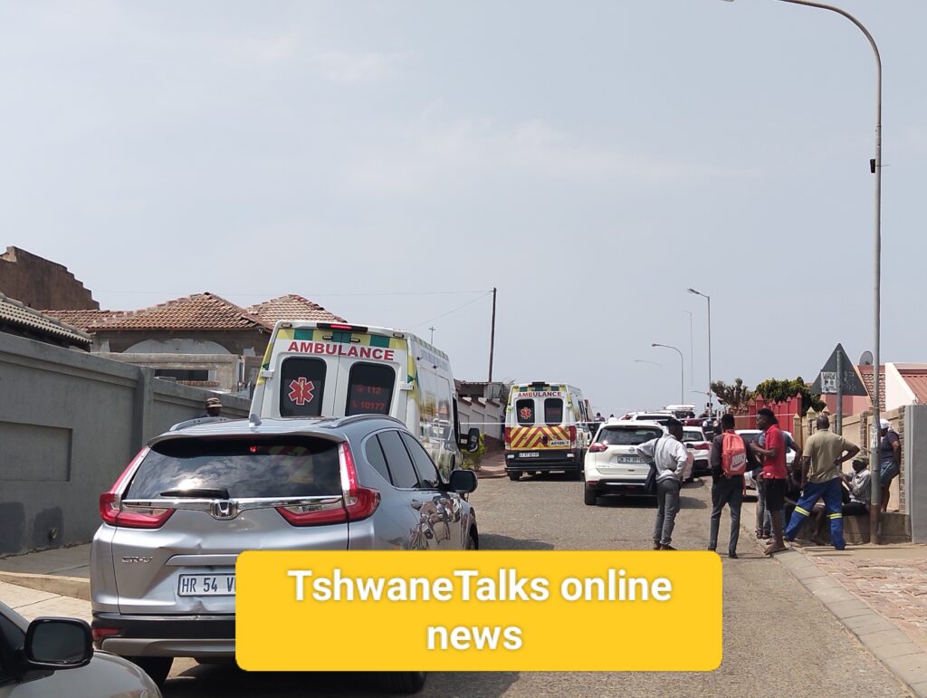 Law enforcement at the crime scene, Constable hold family hostage in Mamelodi east photo by Dimakatso Modipa
