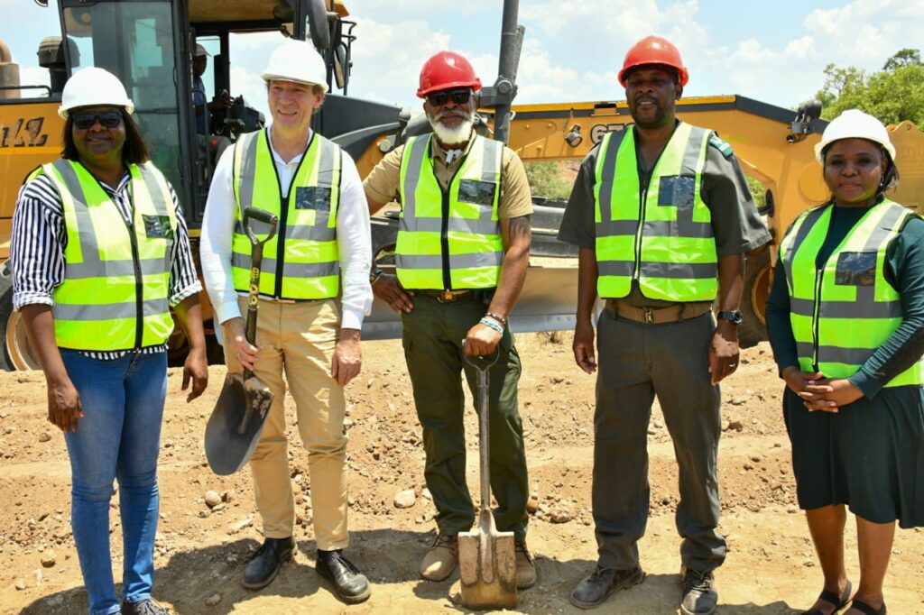 Ms Ndapanda Kanime (SADC Secretariat), Mr Nils Meyer (KfW), Mr Sydney Nkosi (DFFE), and Park Manager Mr Mphadeni Nthangeni at the Mapungubwe Road Upgrades groundbreaking, joined by another SADC representative