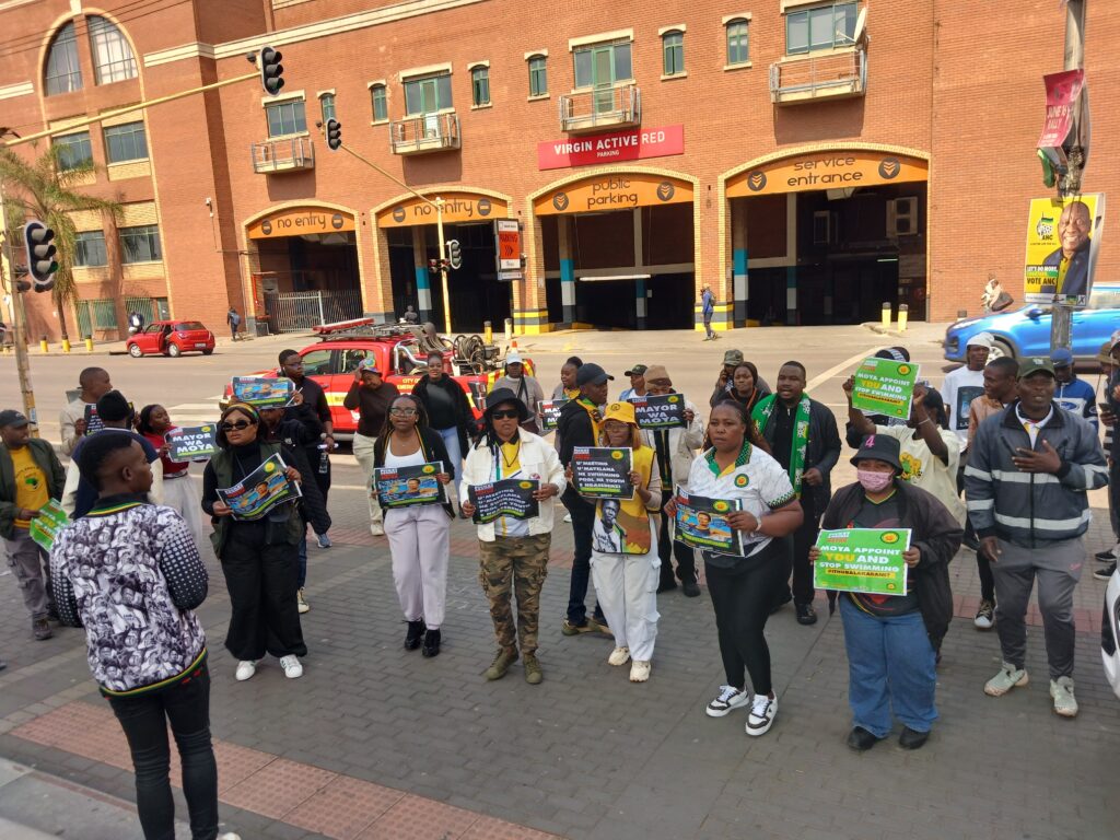 ANCYL joined by COSAS and SASCO members picketing at Tshwane House photos by Dimakatso Modipa 