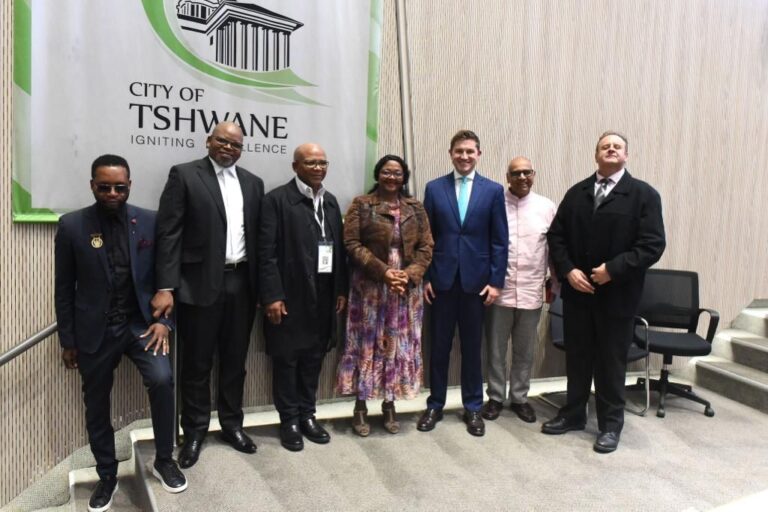 City of Tshwane Mayor Cilliers Brink with energy experts