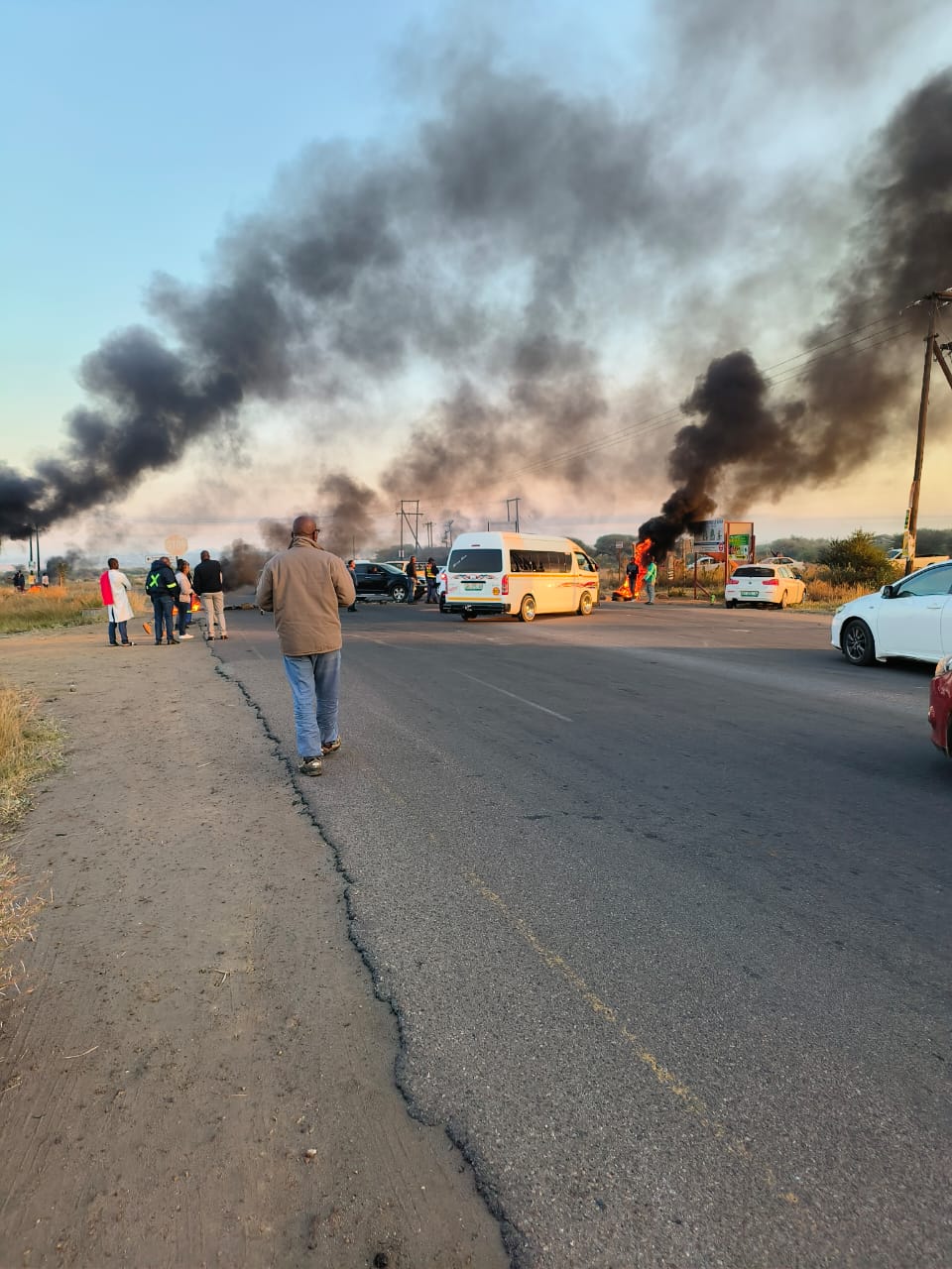 WARD 44 IN RUSTENBURG ON FIRE AS MAYOR, MMC AND CHIEF WHIP REFUSE TO ...