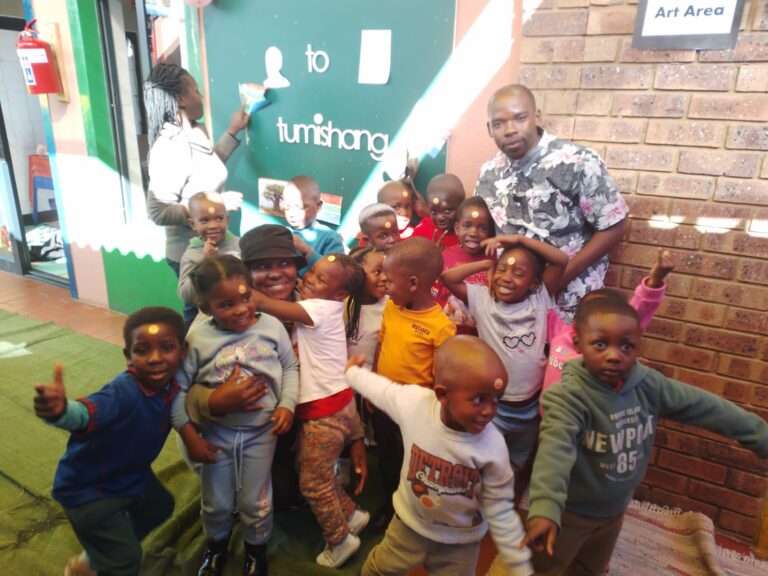 Tshepo Sikosana from Mamelodi east in Ext 6 giving back to the kids at Tumishang day care Centre in Nelmmapius